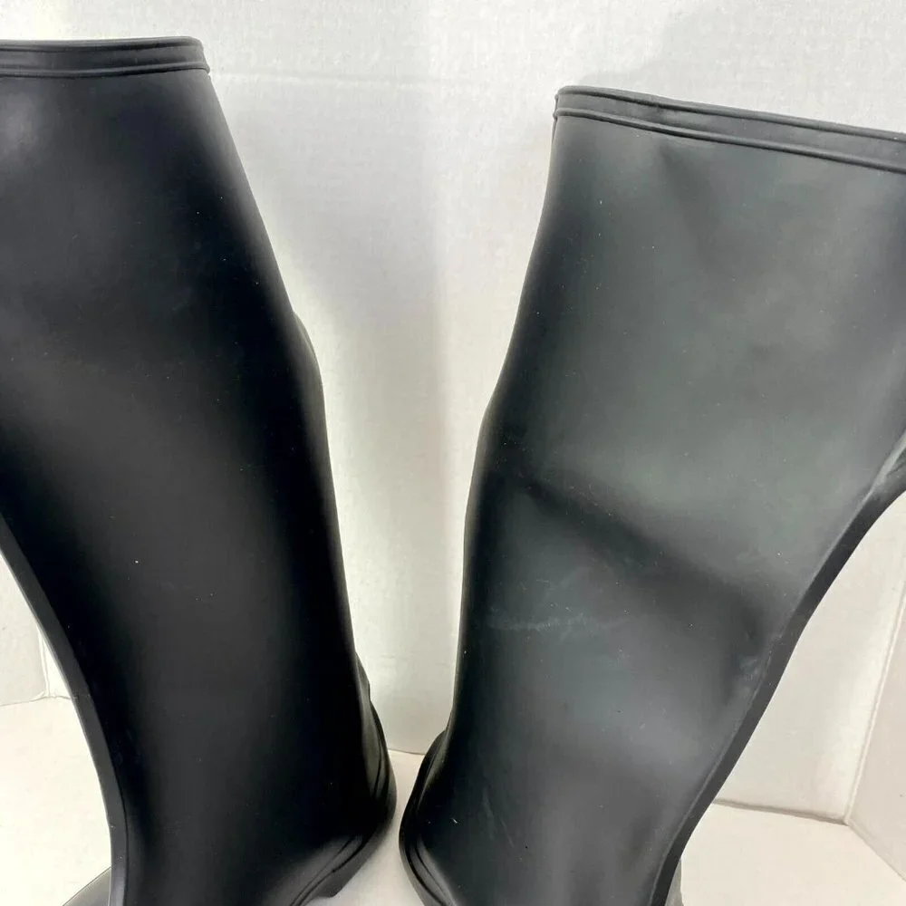 Waterproof Boot Covers Men's Size 8 Black Snap Button Round Toe Knee High Rain‎
